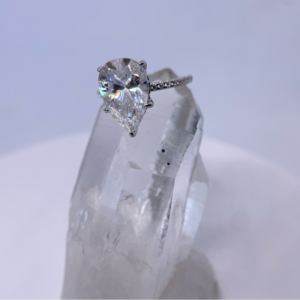 Moissanite Teardrop Ring 5 Ct Pear Cut Hidden Halo GRA Certified 18K - 925 - Picture 12 of 13